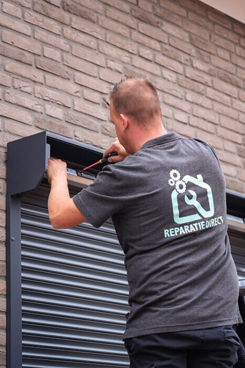 Rolluik onderhoud en reparatie door onze monteur in Sittard - Geleen