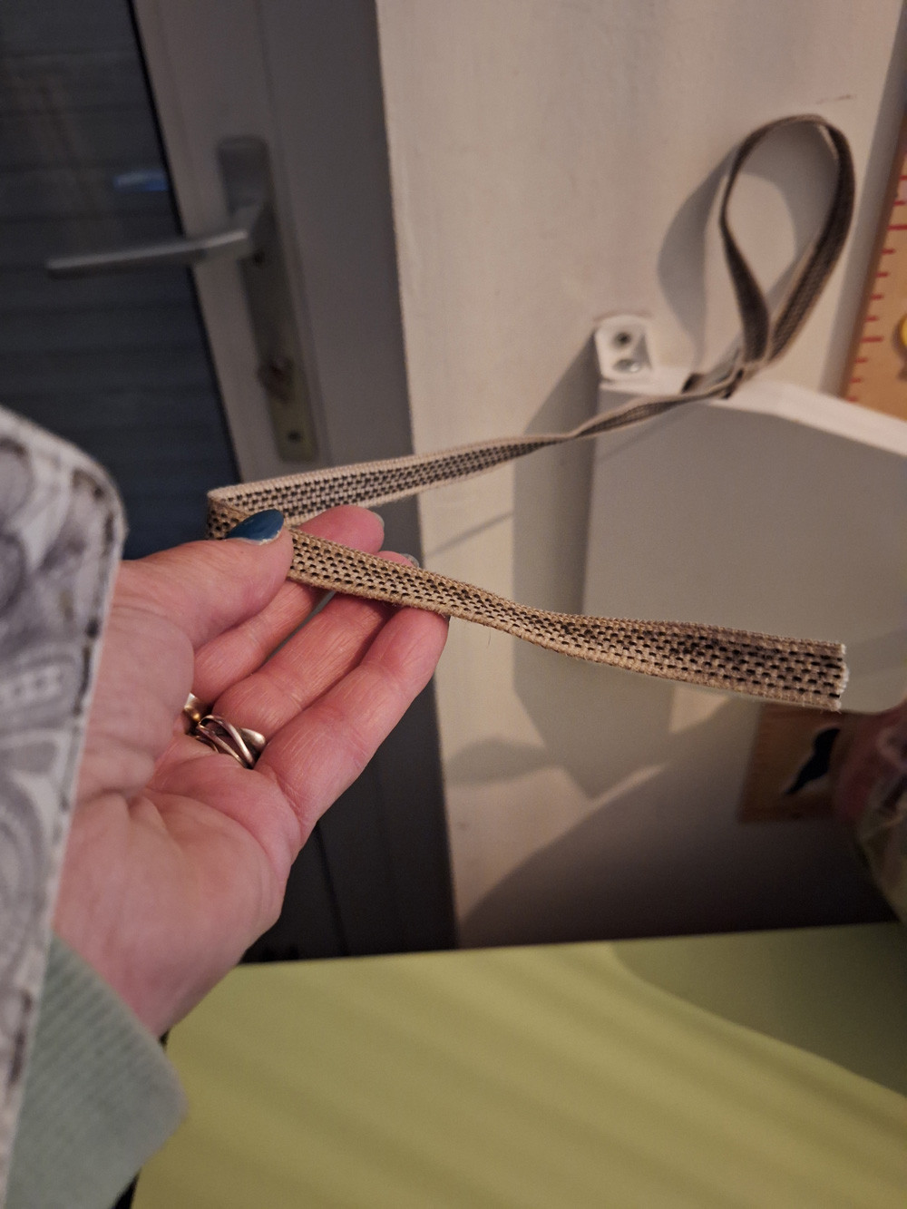 Rolluikband gebroken